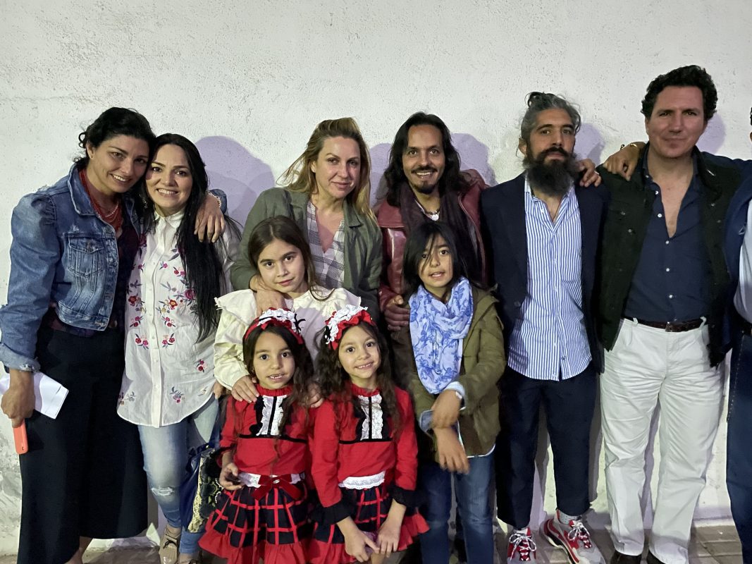 con la familia Peralta , la Familia de la Niña Pastori